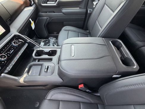 New 2026 GMC Sierra 2500 Denali AWD/4WD image 19