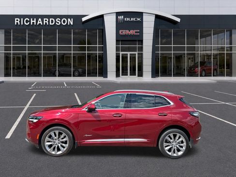 Used 2023 Buick Envision Avenir AWD/4WD image 2