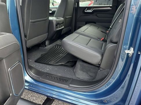 New 2026 Chevrolet Silverado 2500 LT w/ Trail Boss Package image 17