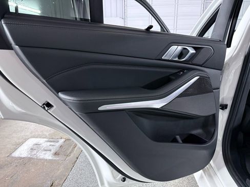 Used 2021 BMW X5 M50i w/ Executive Package image 23