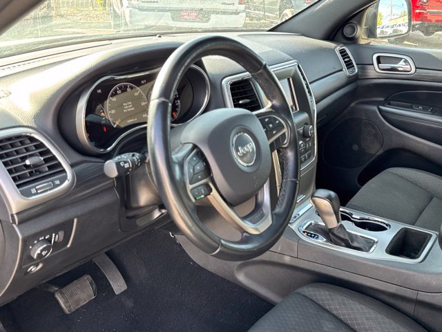 Used 2021 Jeep Grand Cherokee Laredo AWD/4WD image 20