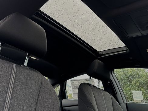 Used 2025 Honda Accord Sport image 19