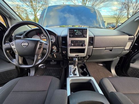 Used 2014 Nissan Titan PRO-4X image 16