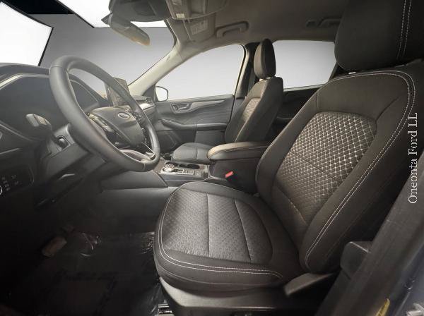 Used 2023 Ford Escape Active AWD/4WD image 11