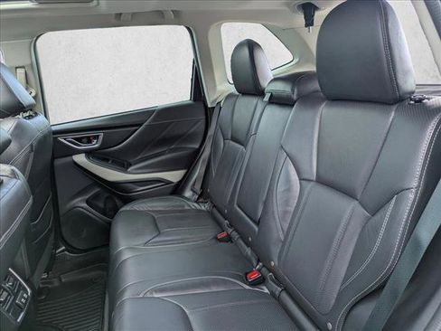 Used 2023 Subaru Forester Limited AWD/4WD image 18