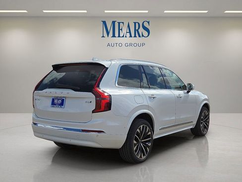 New 2026 Volvo XC90 B6 Ultra image 5