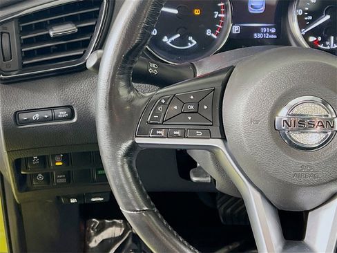 Used 2017 Nissan Rogue Sport SL w/ SL Premium Package image 10