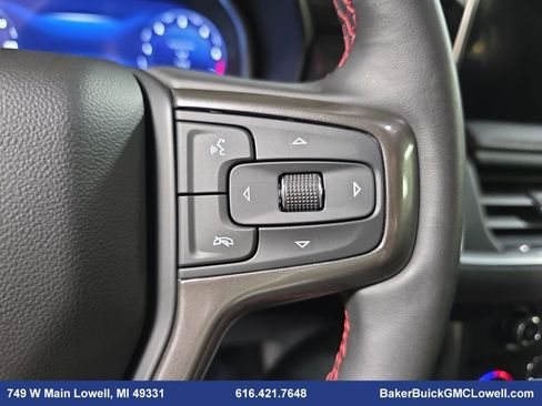 Used 2024 Chevrolet Suburban RST w/ Luxury Package image 18