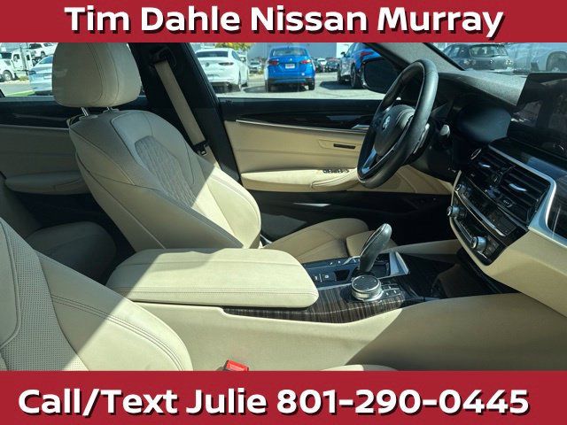 Used 2023 BMW 530e xDrive w/ Convenience Package AWD/4WD image 18