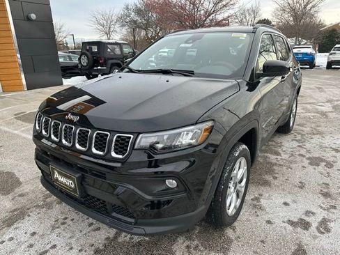 New 2026 Jeep Compass Latitude AWD/4WD image 2