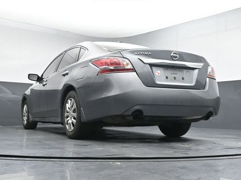 Used 2015 Nissan Altima 2.5 S w/ Power Driver Seat Package FWD image 21