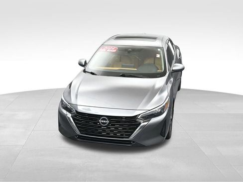 Used 2024 Nissan Sentra SV w/ SV Premium Package FWD image 33