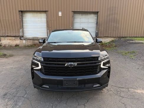 Used 2024 Chevrolet Suburban RST w/ Luxury Package AWD/4WD image 2