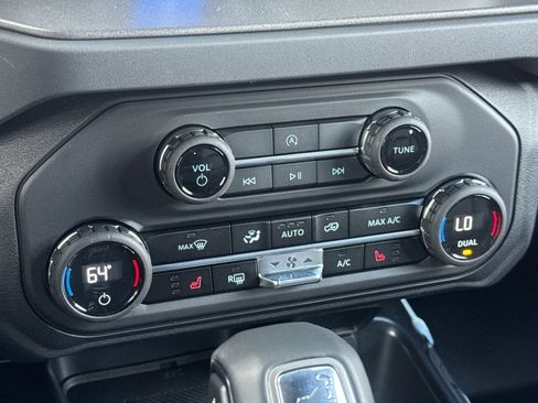 New 2025 Ford Bronco Big Bend image 18