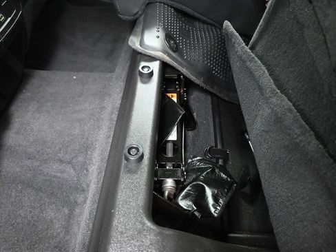 Used 2024 GMC Canyon Elevation w/ Convenience Package image 21