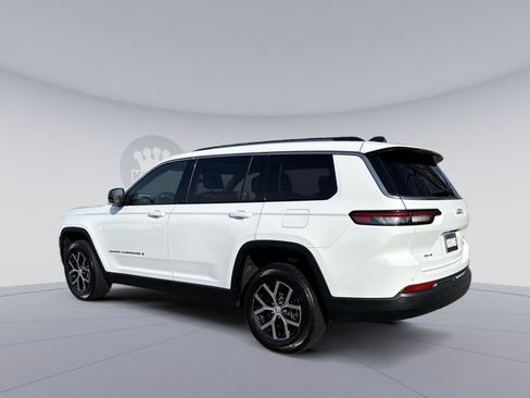 Used 2023 Jeep Grand Cherokee L Limited image 4