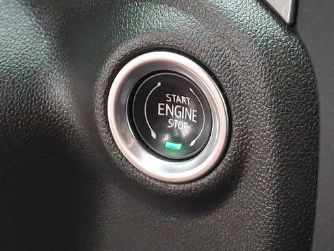 Used 2023 Chevrolet Silverado 1500 Custom AWD/4WD image 18