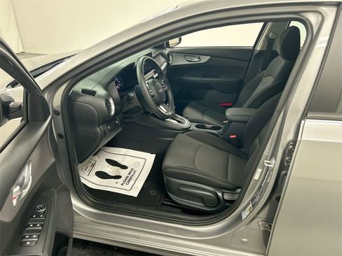 Certified 2024 Kia Forte LXS image 9