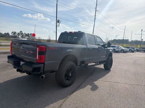 Used 2024 Ford F250 XLT w/ XLT Premium Package image 14