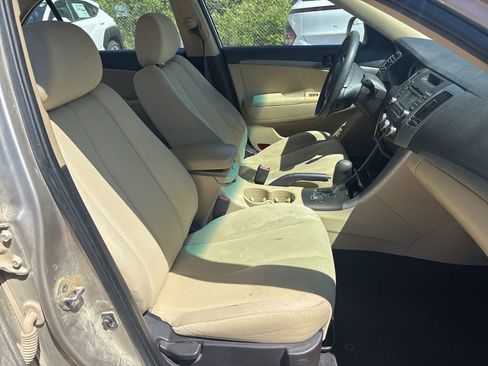Used 2009 Hyundai Sonata GLS FWD image 12