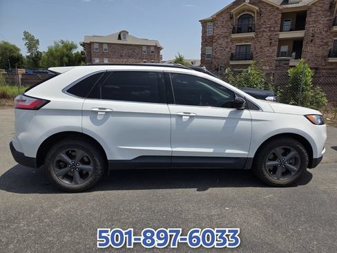 Certified 2022 Ford Edge SEL w/ Sport Appearance Package AWD/4WD image 3