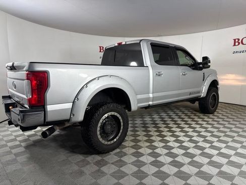 Used 2019 Ford F250 Lariat w/ Chrome Package AWD/4WD image 14