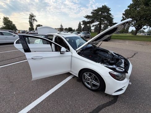 Used 2017 Mercedes-Benz E 300 4MATIC image 52
