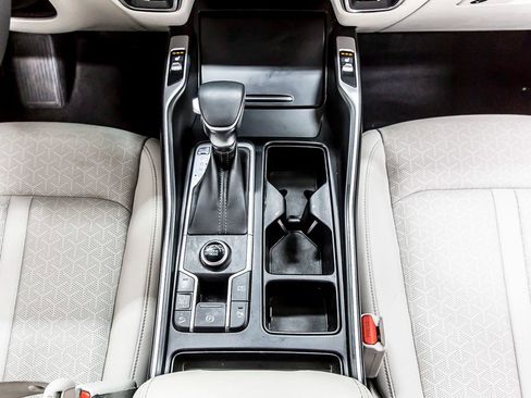 Used 2023 Kia Sorento EX image 24