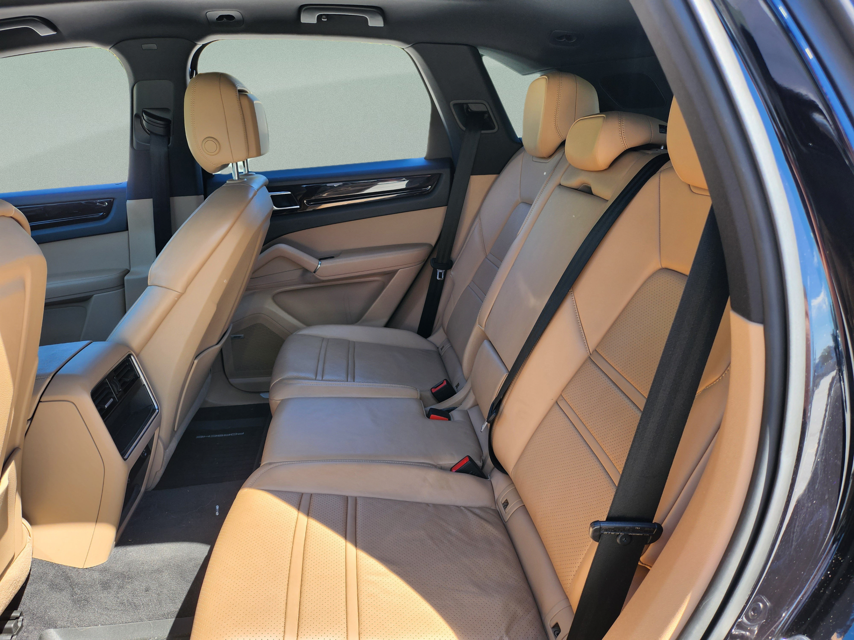 Used 2019 Porsche Cayenne S AWD/4WD image 24