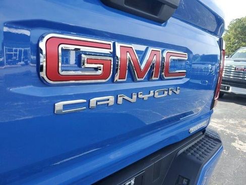 New 2026 GMC Canyon Elevation image 5