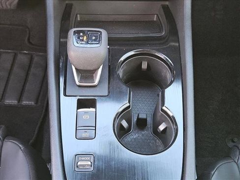 Used 2024 Nissan Rogue SV w/ SV Premium Package image 10