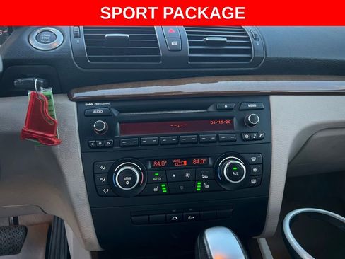 Used 2010 BMW 128i Convertible image 44