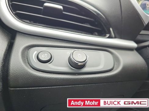 Used 2017 Chevrolet Volt LT image 34