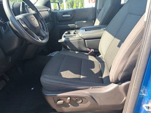 Used 2022 Chevrolet Silverado 1500 Custom AWD/4WD image 27