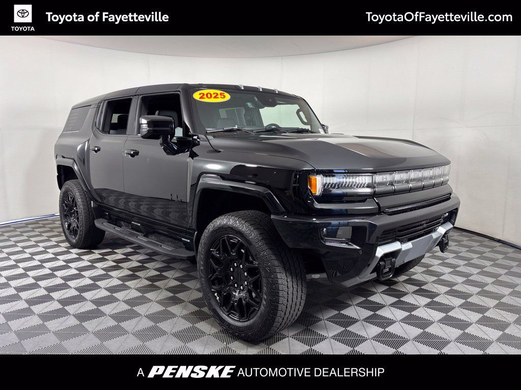 Used 2025 GMC Hummer EV 2X w/ LPO, Dark Essentials Package AWD/4WD image 21