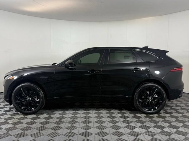 New 2026 Jaguar F-PACE R-Dynamic S AWD/4WD image 3