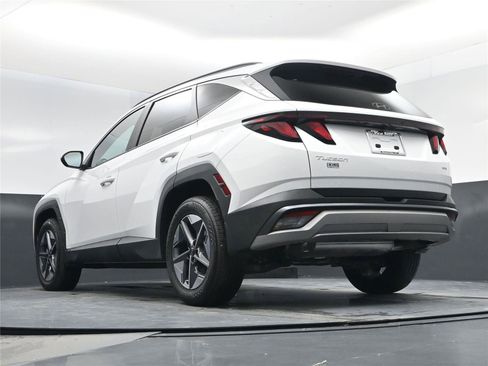 Certified 2025 Hyundai Tucson SEL image 20