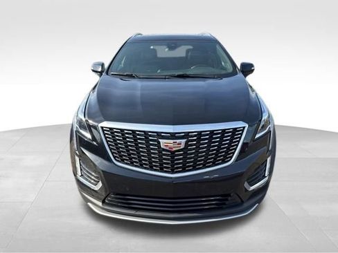 Certified 2023 Cadillac XT5 Premium Luxury image 2