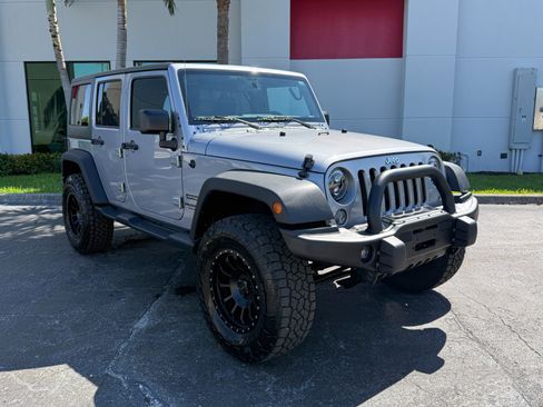 Used 2016 Jeep Wrangler Unlimited Sport w/ Quick Order Package 24S image 5