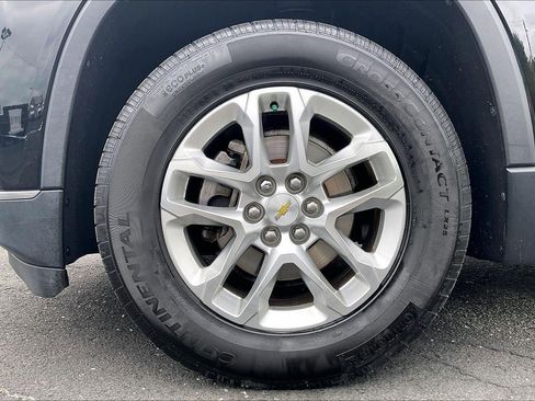 Used 2018 Chevrolet Traverse LT FWD image 9
