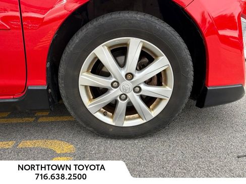 Used 2017 Toyota Prius C Three FWD image 9