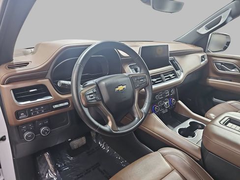 Used 2024 Chevrolet Tahoe High Country AWD/4WD image 22