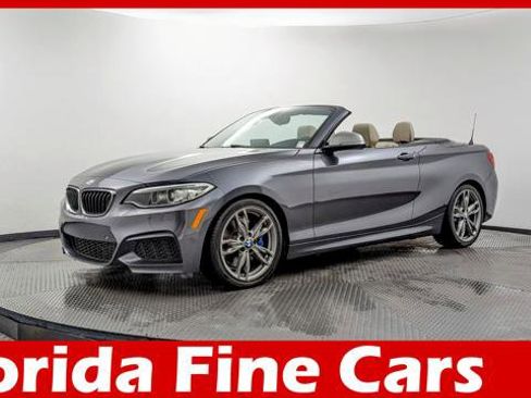 Used 2015 BMW M235i Convertible image 1
