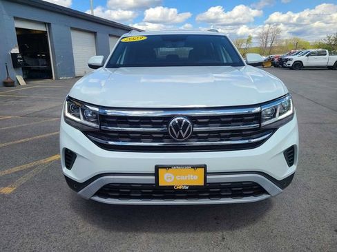 Used 2023 Volkswagen Atlas Cross Sport SE AWD/4WD image 3