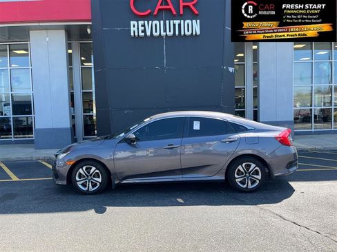 Used 2018 Honda Civic LX image 5