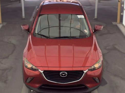 Used 2018 MAZDA CX-3 Touring FWD image 2