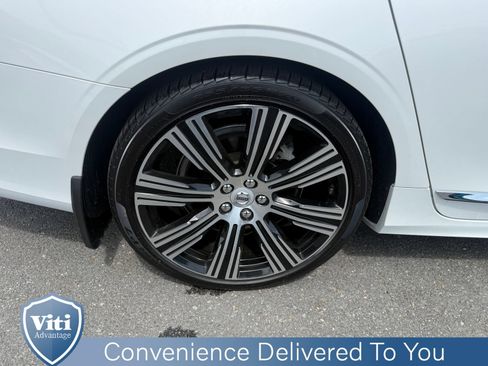 Certified 2023 Volvo S90 B6 Ultimate w/ Protection Package Premier AWD/4WD image 14