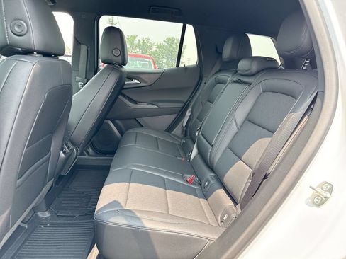 Used 2026 Chevrolet Equinox LT w/ Convenience Package II FWD image 23