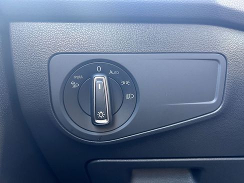 Used 2022 Volkswagen Tiguan SEL R-Line AWD/4WD image 27