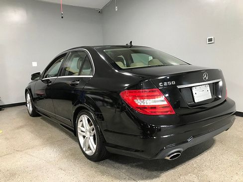 Used 2013 Mercedes-Benz C 250 Sedan w/ Multimedia Pkg image 5